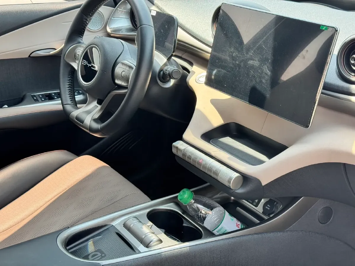 2023 BYD Dolphin BEV 44.928KWH,autocango,china used car exporter,china ev exporter,chinese used car exporter,chinese used ev exporter