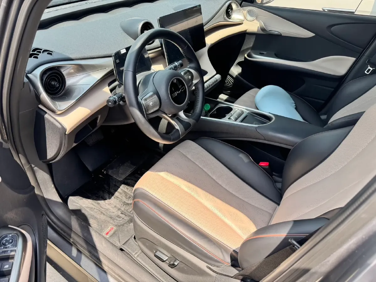 2023 BYD Dolphin BEV 44.928KWH,autocango,china used car exporter,china ev exporter,chinese used car exporter,chinese used ev exporter