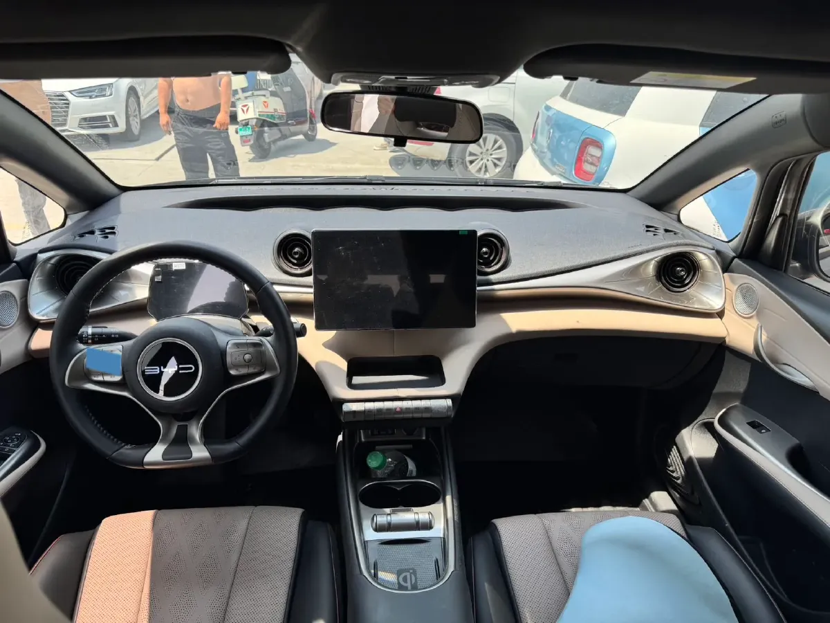 2023 BYD Dolphin BEV 44.928KWH,autocango,china used car exporter,china ev exporter,chinese used car exporter,chinese used ev exporter