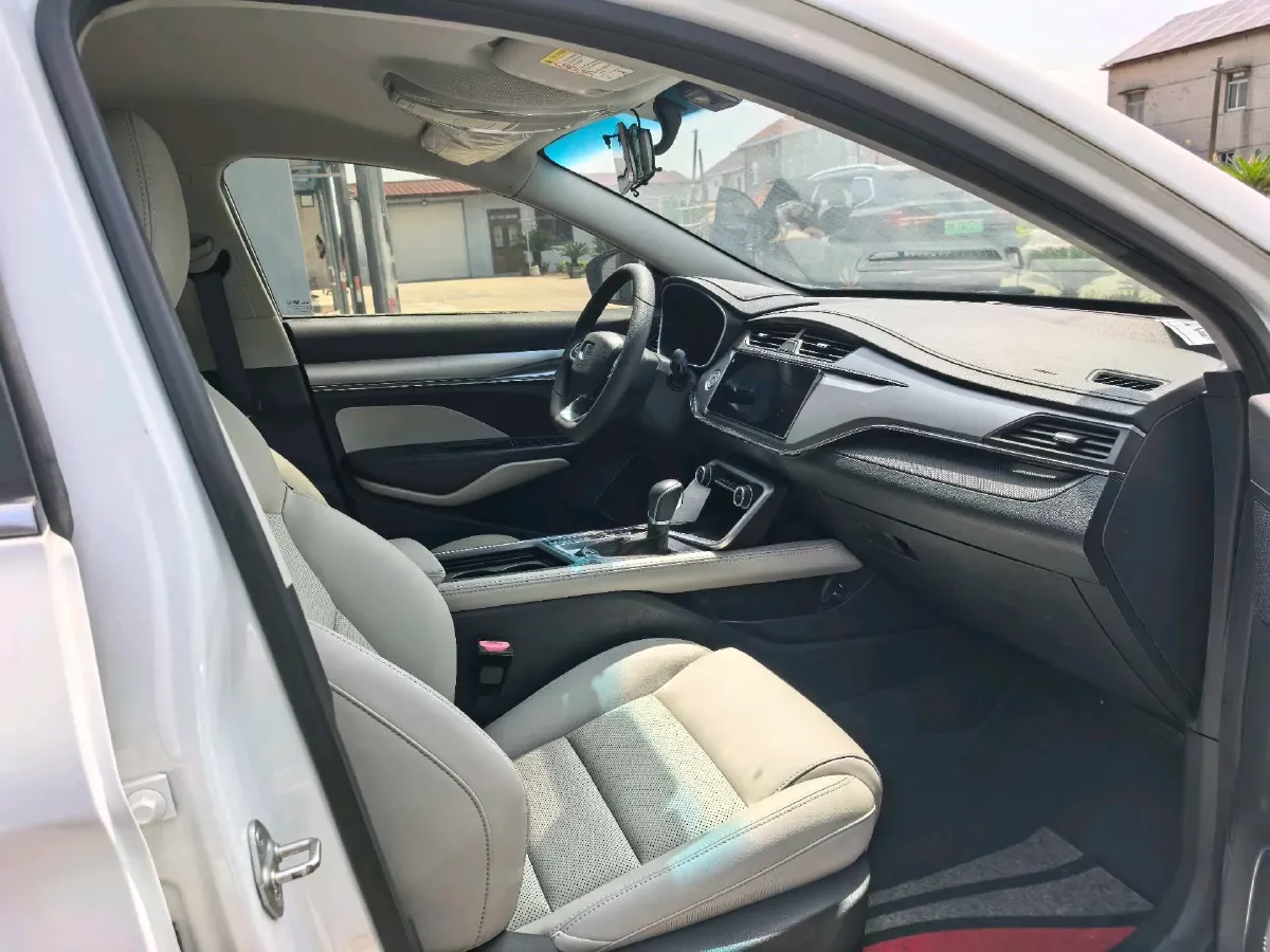 2018 Geely Binray 1.4T 133HP L4 CVT,autocango,china used car exporter,china ev exporter,chinese used car exporter,chinese used ev exporter