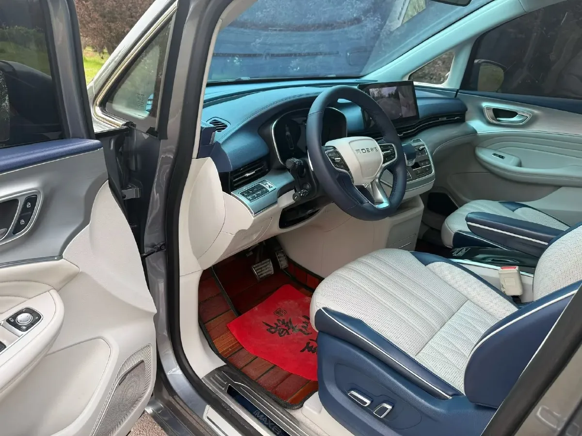 2022 Roewe iMAX8 2.0T 234HP L4 8AT,autocango,china used car exporter,china ev exporter,chinese used car exporter,chinese used ev exporter