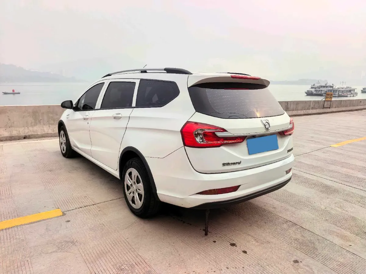2019 JinBei XinYuan T32S 1.5L 102HP L4 5MT,autocango,china used car exporter,china ev exporter,chinese used car exporter,chinese used ev exporter