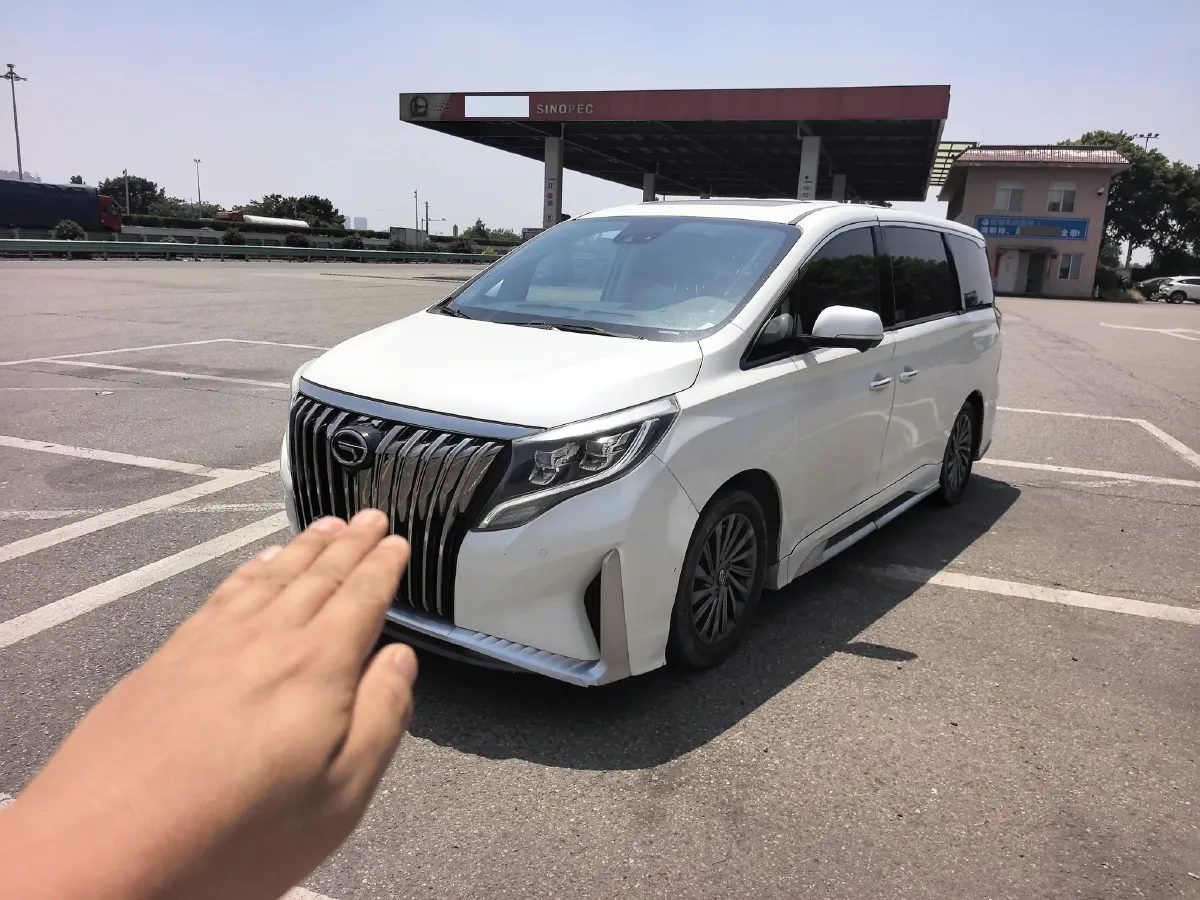 2021 GAC Trumpchi M8 2.0T 252HP L4 8AT,autocango,china used car exporter,china ev exporter,chinese used car exporter,chinese used ev exporter