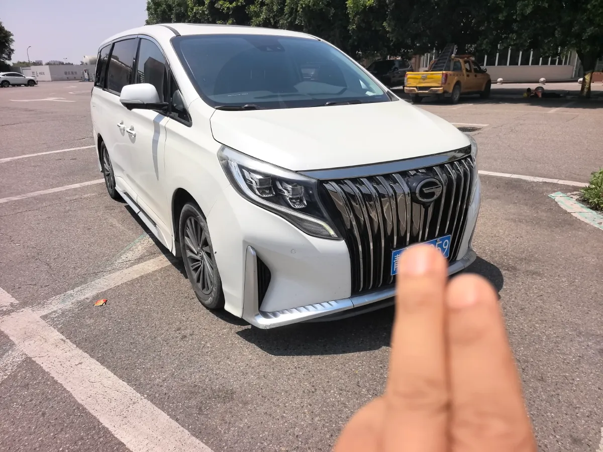 2021 GAC Trumpchi M8 2.0T 252HP L4 8AT,autocango,china used car exporter,china ev exporter,chinese used car exporter,chinese used ev exporter