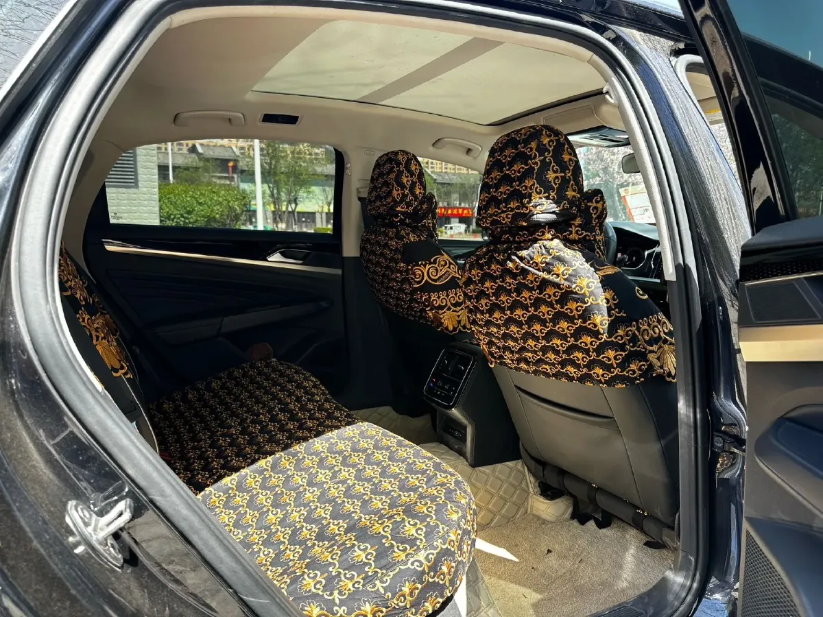 2023 Volkswagen Passat 2.0T 186HP L4 7DCT,autocango,china used car exporter,china ev exporter,chinese used car exporter,chinese used ev exporter