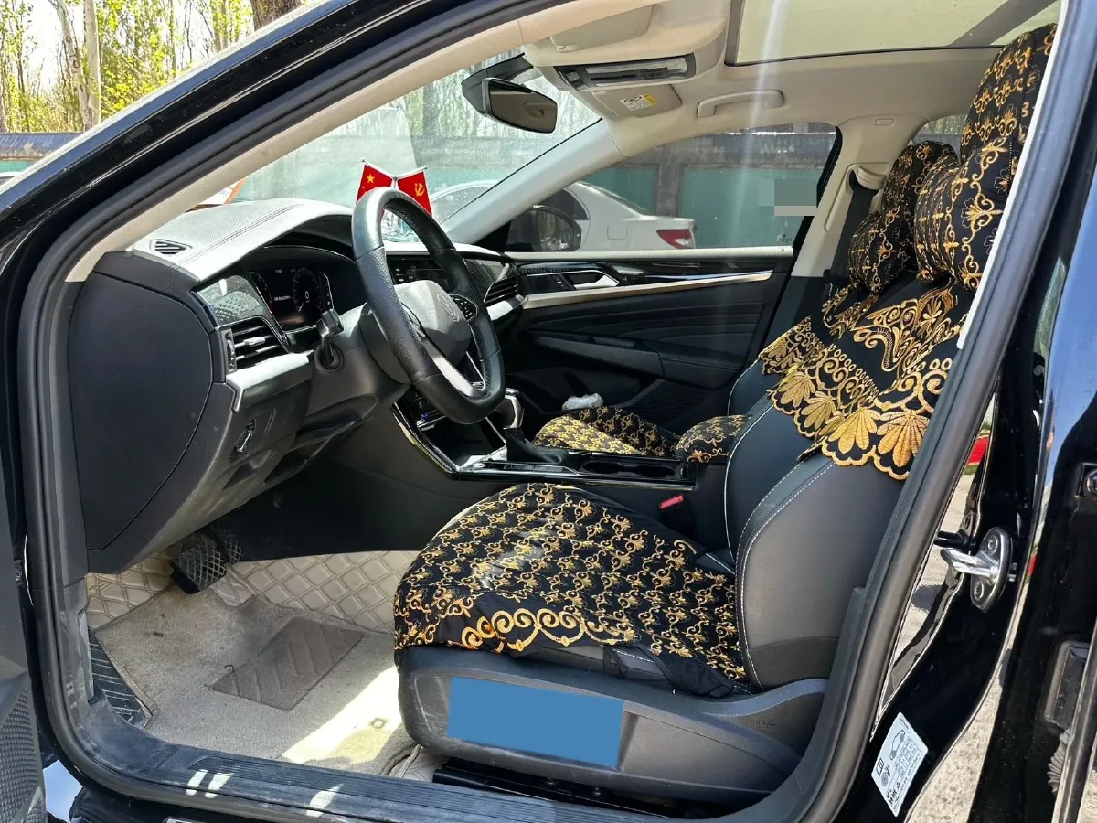 2023 Volkswagen Passat 2.0T 186HP L4 7DCT,autocango,china used car exporter,china ev exporter,chinese used car exporter,chinese used ev exporter