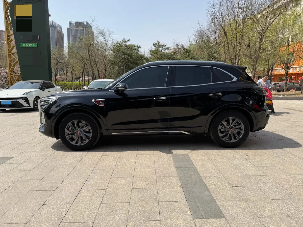 2023 HongQi HS5 2.0T 252HP L4 8AT,autocango,china used car exporter,china ev exporter,chinese used car exporter,chinese used ev exporter