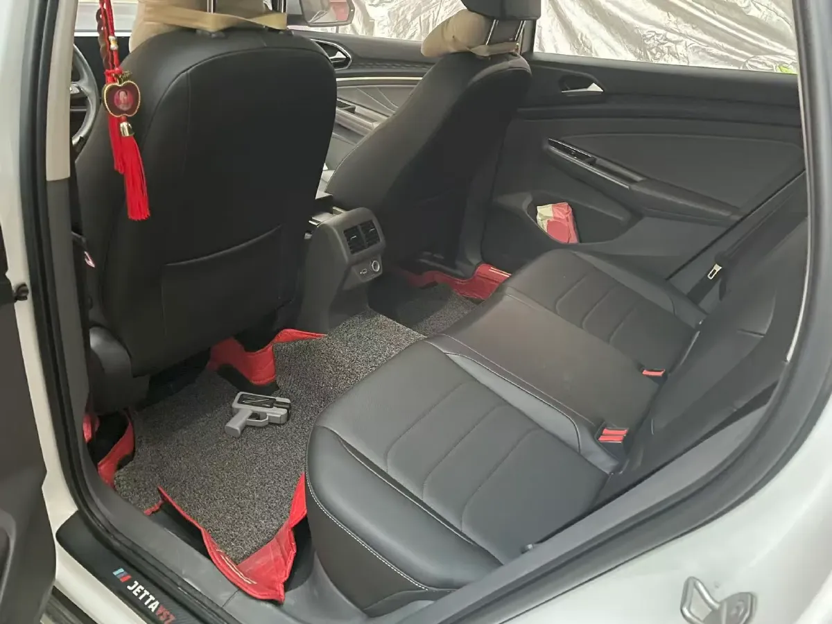 2021 Jetta VS7 1.4T 150HP L4 6AT,autocango,china used car exporter,china ev exporter,chinese used car exporter,chinese used ev exporter