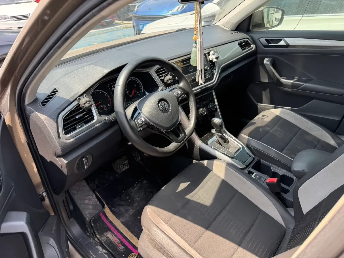 2018 Mitsubishi Eclipse Cross 1.5T 170HP L4 CVT,autocango,china used car exporter,china ev exporter,chinese used car exporter,chinese used ev exporter