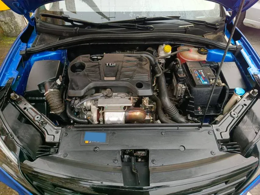 2019 Roewe i5 1.5T 169HP L4 7DCT,autocango,china used car exporter,china ev exporter,chinese used car exporter,chinese used ev exporter