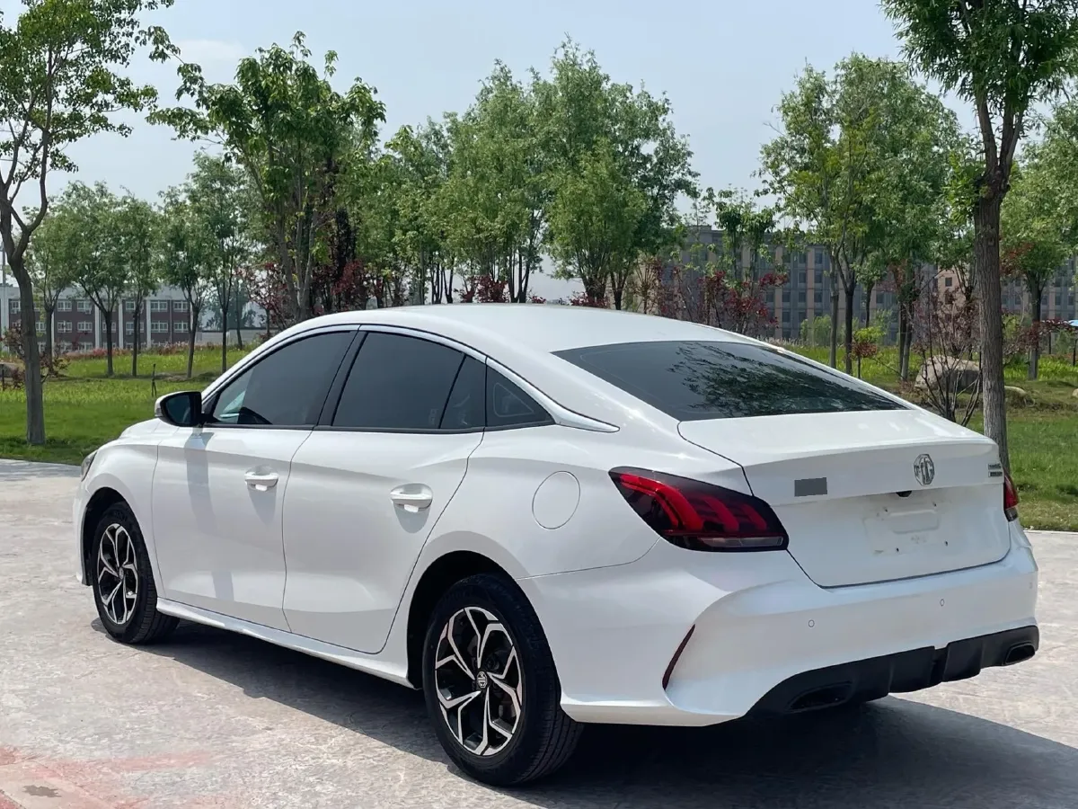 2023 MG 5 1.5L 129HP L4 5MT,autocango,china used car exporter,china ev exporter,chinese used car exporter,chinese used ev exporter
