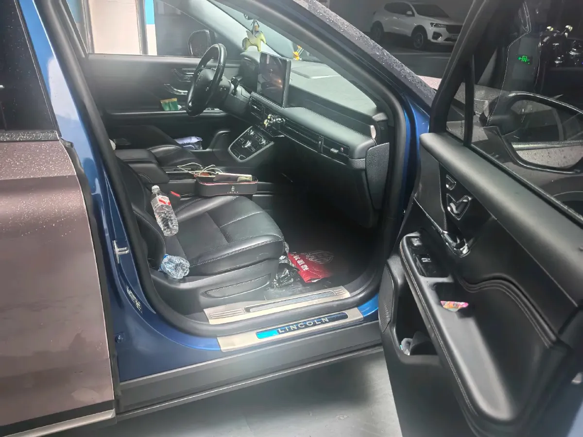 2021 Lincoln Corsair 2.0T 245HP L4 8AT,autocango,china used car exporter,china ev exporter,chinese used car exporter,chinese used ev exporter