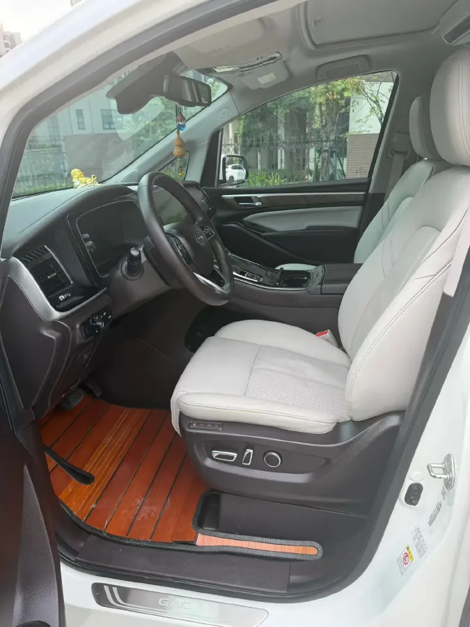 2021 GAC Trumpchi M8 2.0T 252HP L4 8AT,autocango,china used car exporter,china ev exporter,chinese used car exporter,chinese used ev exporter