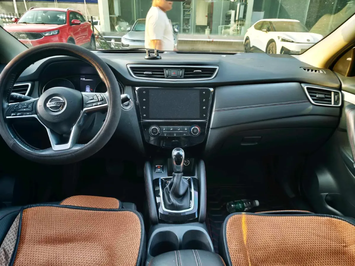 2021 Nissan Qashqai 2.0L 151HP L4 CVT,autocango,china used car exporter,china ev exporter,chinese used car exporter,chinese used ev exporter