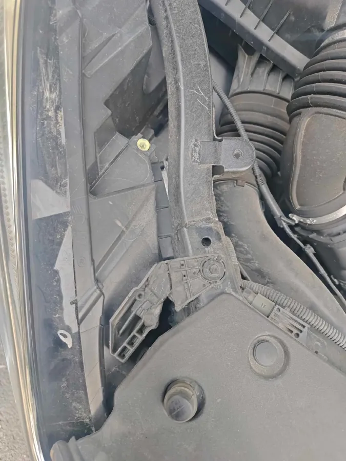 2021 Buick EnvisionPlus 1.5T 169HP L4 7DCT,autocango,china used car exporter,china ev exporter,chinese used car exporter,chinese used ev exporter