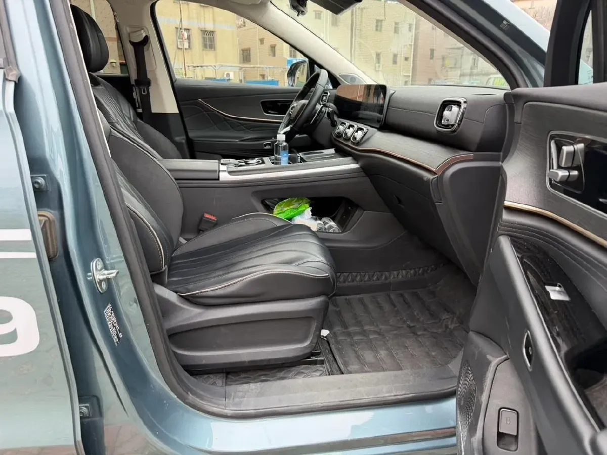 2023 Chery Tiggo 9 2.0T 261HP L4 7DCT,autocango,china used car exporter,china ev exporter,chinese used car exporter,chinese used ev exporter