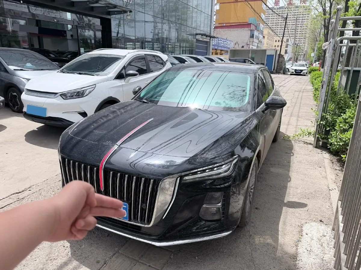 2024 HongQi H5 1.5T 169HP L4 7DCT,autocango,china used car exporter,china ev exporter,chinese used car exporter,chinese used ev exporter