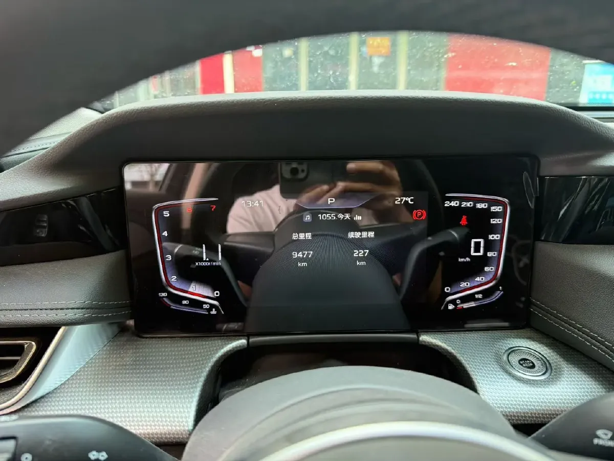 2024 HongQi H5 1.5T 169HP L4 7DCT,autocango,china used car exporter,china ev exporter,chinese used car exporter,chinese used ev exporter