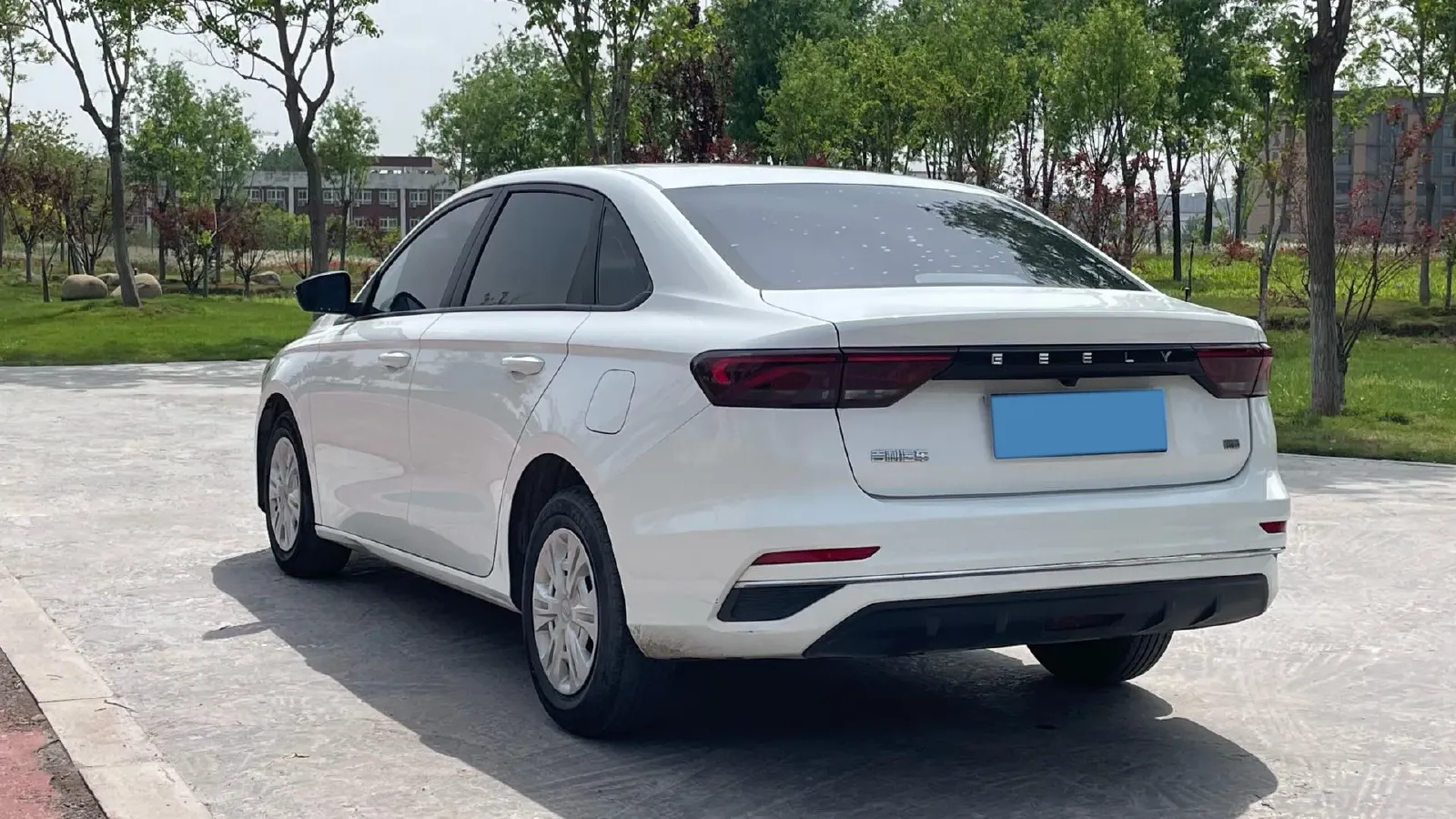 2023 Geely Emgrand 1.5L 127HP L4 5MT,autocango,china used car exporter,china ev exporter,chinese used car exporter,chinese used ev exporter
