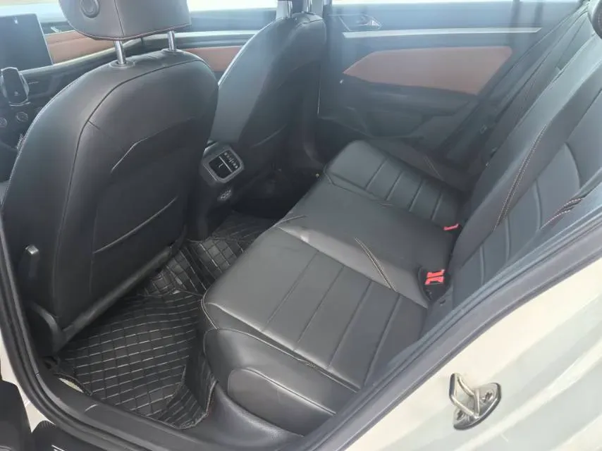 2023 Volkswagen Bora 1.2T 116HP L4 7DCT,autocango,china used car exporter,china ev exporter,chinese used car exporter,chinese used ev exporter