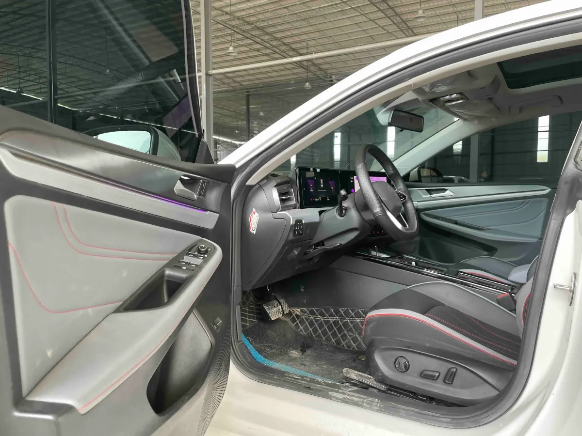 2023 Volkswagen Lamando 1.4T 150HP L4 7DCT,autocango,china used car exporter,china ev exporter,chinese used car exporter,chinese used ev exporter