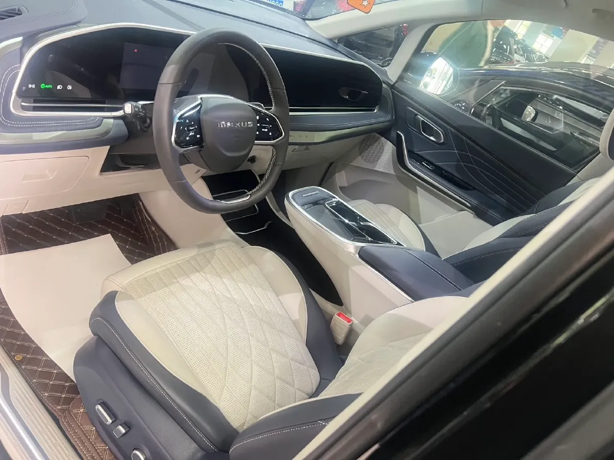 2023 MAXUS G90 2.0T 234HP L4 8AT,autocango,china used car exporter,china ev exporter,chinese used car exporter,chinese used ev exporter