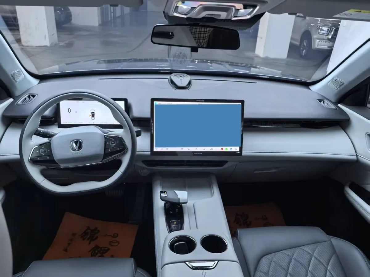 2024 ChangAn UNI-Z 1.5L 98HP L4 E-CVT PHEV 18.4KWH,autocango,china used car exporter,china ev exporter,chinese used car exporter,chinese used ev exporter