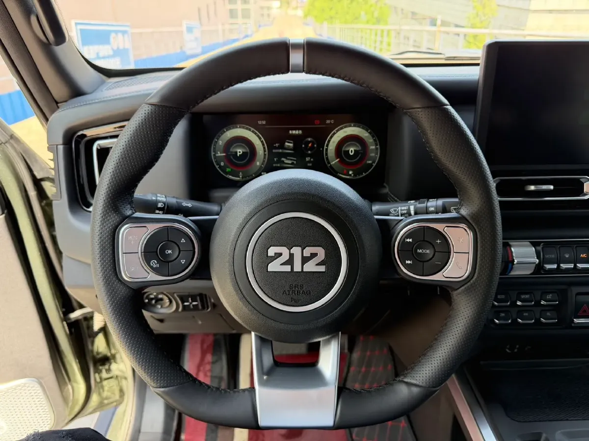 2024 212 212 T01 2.0T 252HP L4 8AT,autocango,china used car exporter,china ev exporter,chinese used car exporter,chinese used ev exporter