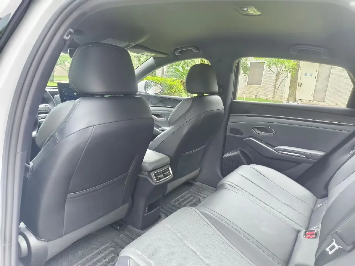 2024 BYD QinL 1.5L 101HP L4 E-CVT PHEV 10.08KWH,autocango,china used car exporter,china ev exporter,chinese used car exporter,chinese used ev exporter