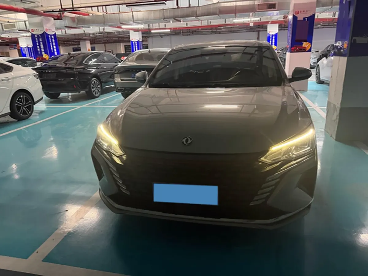 2021 DongFeng Aeolus YiXuan MAX 1.5T 190HP L4 7DCT,autocango,china used car exporter,china ev exporter,chinese used car exporter,chinese used ev exporter