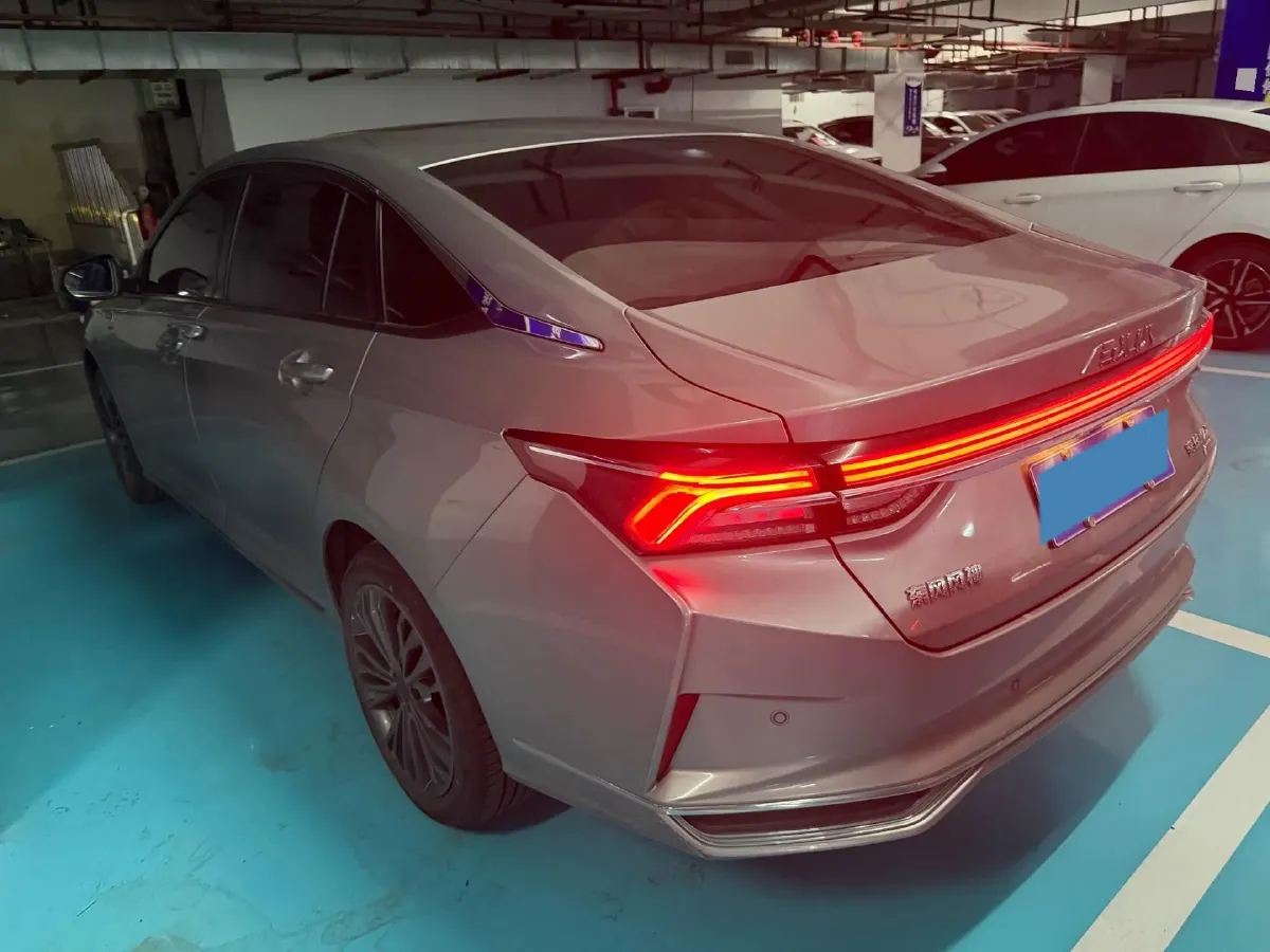 2021 DongFeng Aeolus YiXuan MAX 1.5T 190HP L4 7DCT,autocango,china used car exporter,china ev exporter,chinese used car exporter,chinese used ev exporter