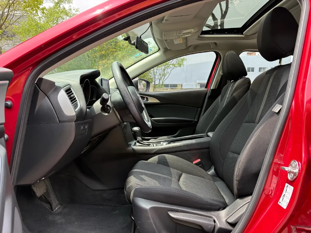 2017 Mazda 3 Axela 1.5L 117HP L4 6AT,autocango,china used car exporter,china ev exporter,chinese used car exporter,chinese used ev exporter