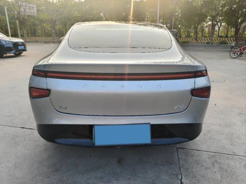 2023 Xpeng P7 BEV 70.8KWH,autocango,china used car exporter,china ev exporter,chinese used car exporter,chinese used ev exporter