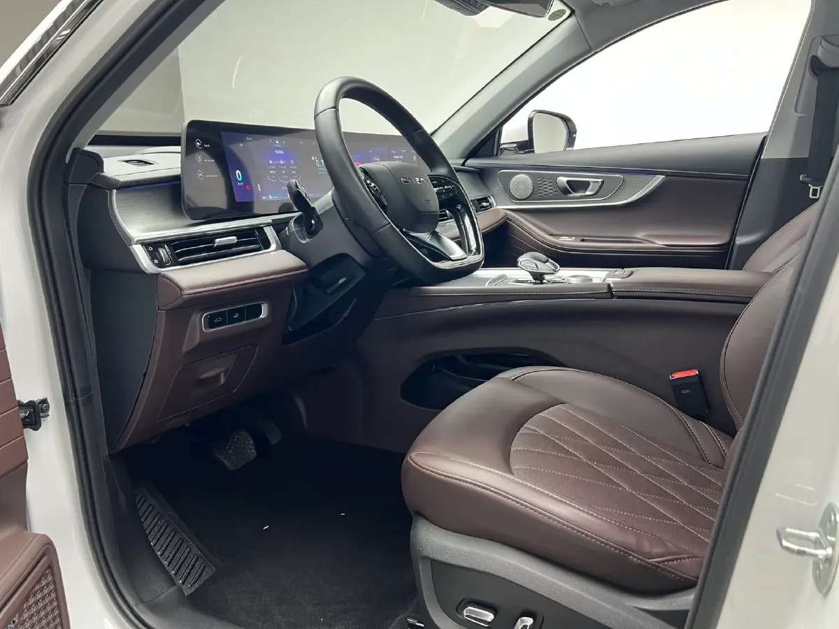 2022 Chery Tiggo 8 PRO 1.6T 197HP L4 7DCT,autocango,china used car exporter,china ev exporter,chinese used car exporter,chinese used ev exporter