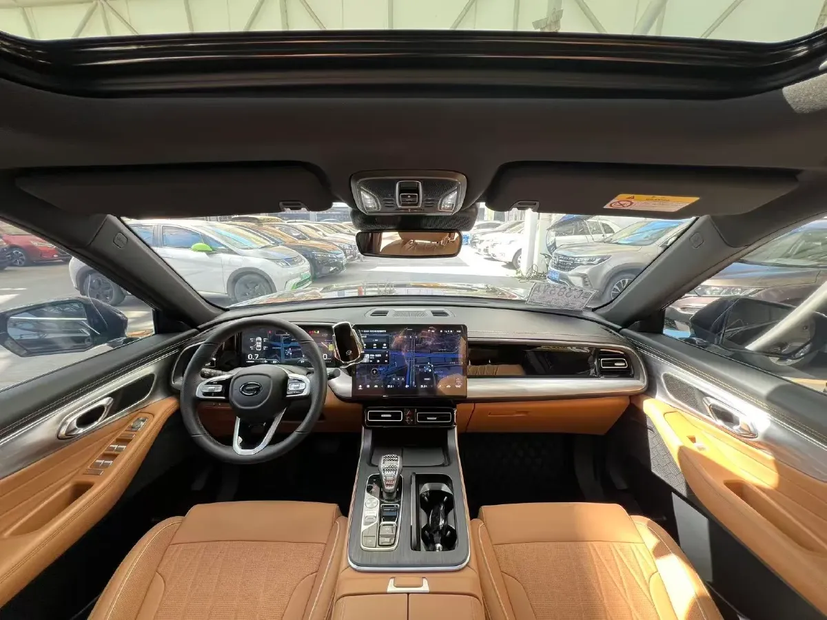 2024 GAC Trumpchi GS8 2.0T 252HP L4 8AT,autocango,china used car exporter,china ev exporter,chinese used car exporter,chinese used ev exporter