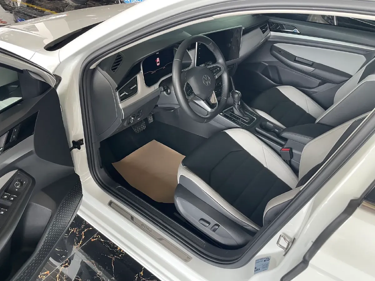 2023 Volkswagen Bora 1.5T 160HP L4 7DCT,autocango,china used car exporter,china ev exporter,chinese used car exporter,chinese used ev exporter