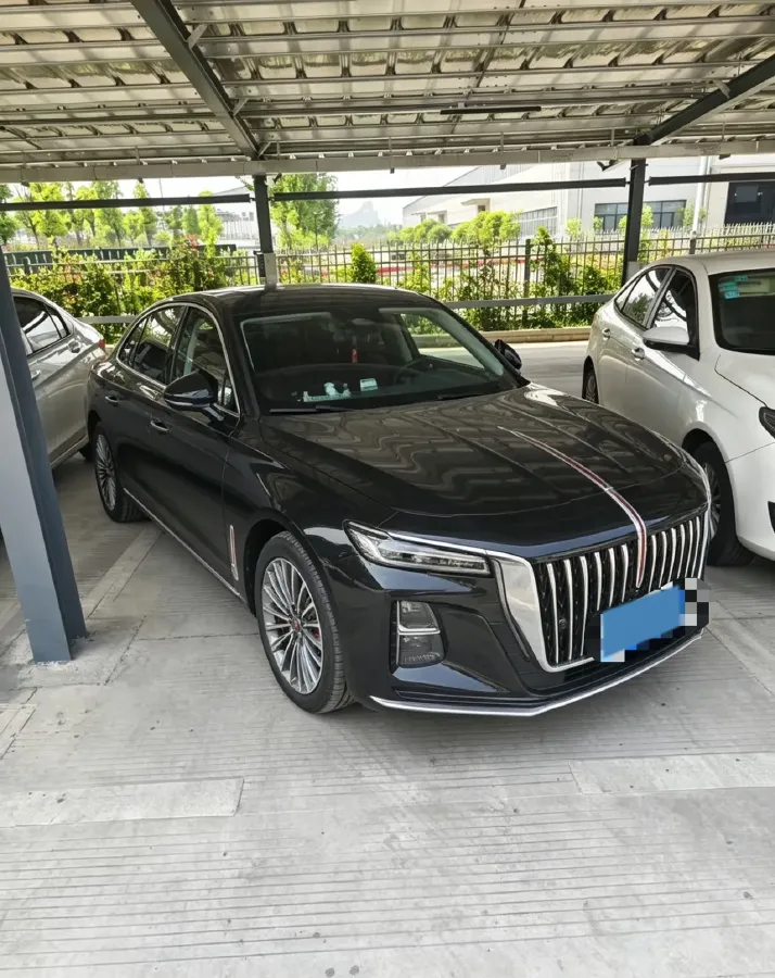 2024 HongQi H5 2.0T 224HP L4 8AT,autocango,china used car exporter,china ev exporter,chinese used car exporter,chinese used ev exporter