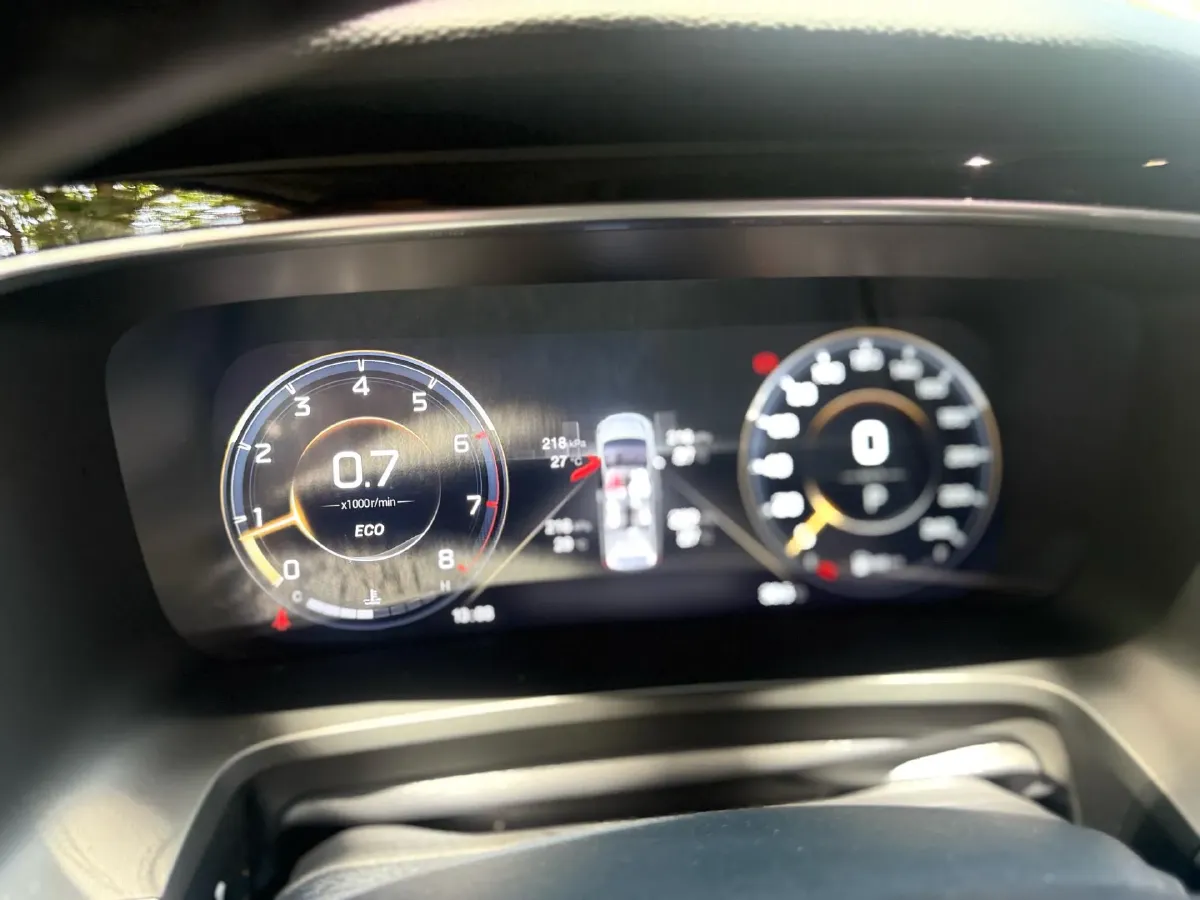 2021 GAC Trumpchi M8 2.0T 252HP L4 8AT,autocango,china used car exporter,china ev exporter,chinese used car exporter,chinese used ev exporter