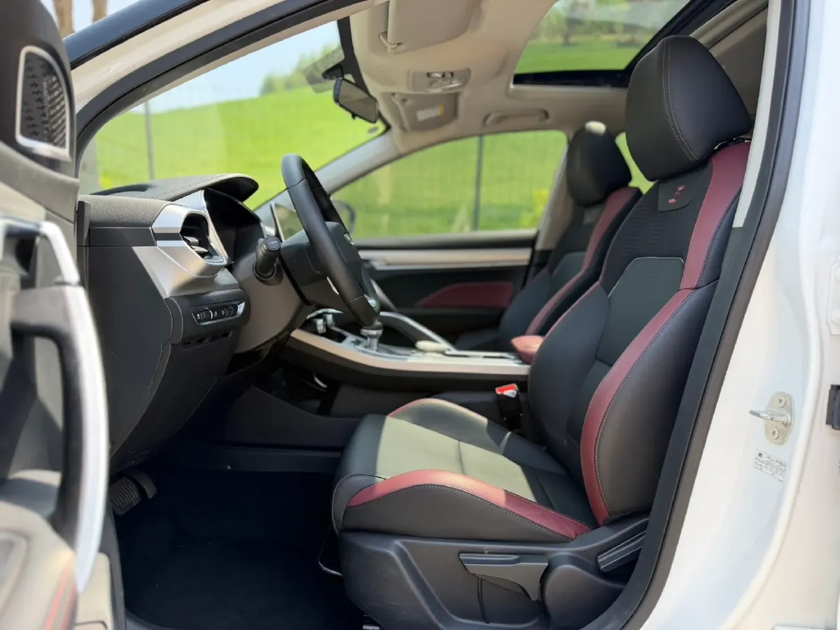 2021 Geely Coolray 1.4T 141HP L4 6DCT,autocango,china used car exporter,china ev exporter,chinese used car exporter,chinese used ev exporter