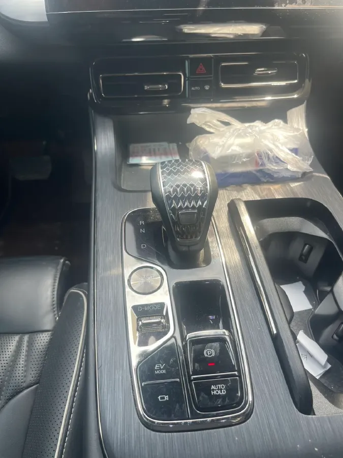 2022 GAC Trumpchi GS8 2.0T 190HP L4 E-CVT Hybrid,autocango,china used car exporter,china ev exporter,chinese used car exporter,chinese used ev exporter