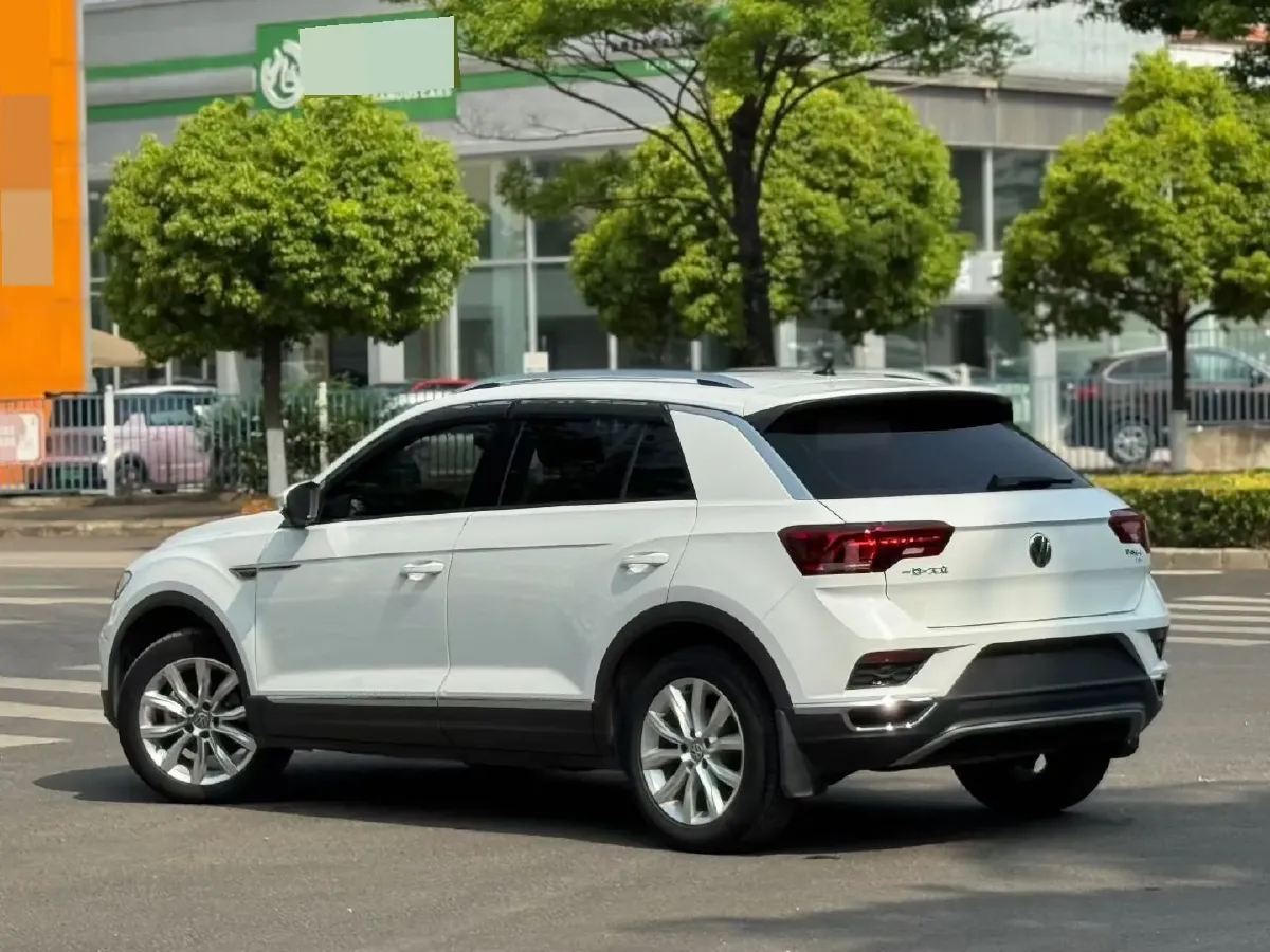 2019 Volkswagen T-Roc 1.4T 131HP L4 7DCT,autocango,china used car exporter,china ev exporter,chinese used car exporter,chinese used ev exporter