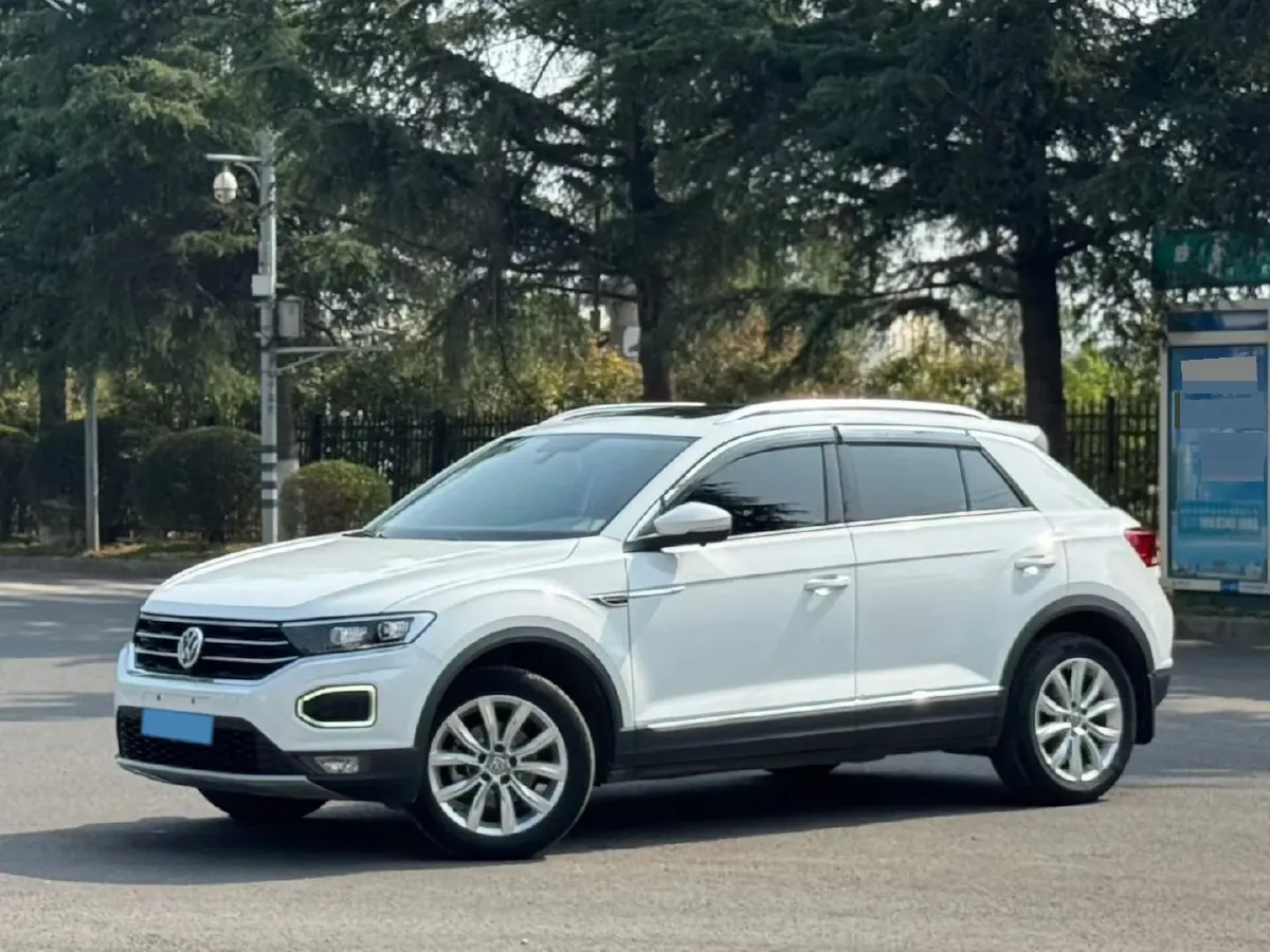 2019 Volkswagen T-Roc 1.4T 131HP L4 7DCT,autocango,china used car exporter,china ev exporter,chinese used car exporter,chinese used ev exporter