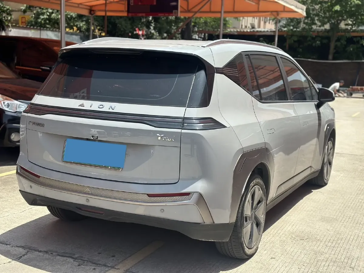 2023 GAC Trumpchi GS4 1.5T 177HP L4 6AT,autocango,china used car exporter,china ev exporter,chinese used car exporter,chinese used ev exporter