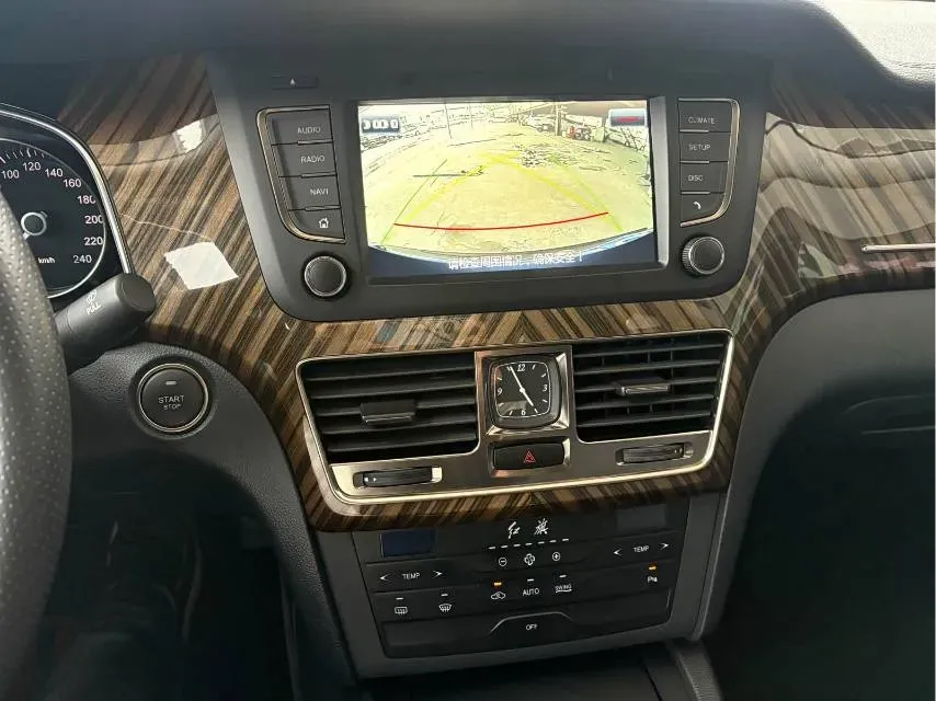 2021 HongQi H7 1.8T 188HP L4 6AT,autocango,china used car exporter,china ev exporter,chinese used car exporter,chinese used ev exporter