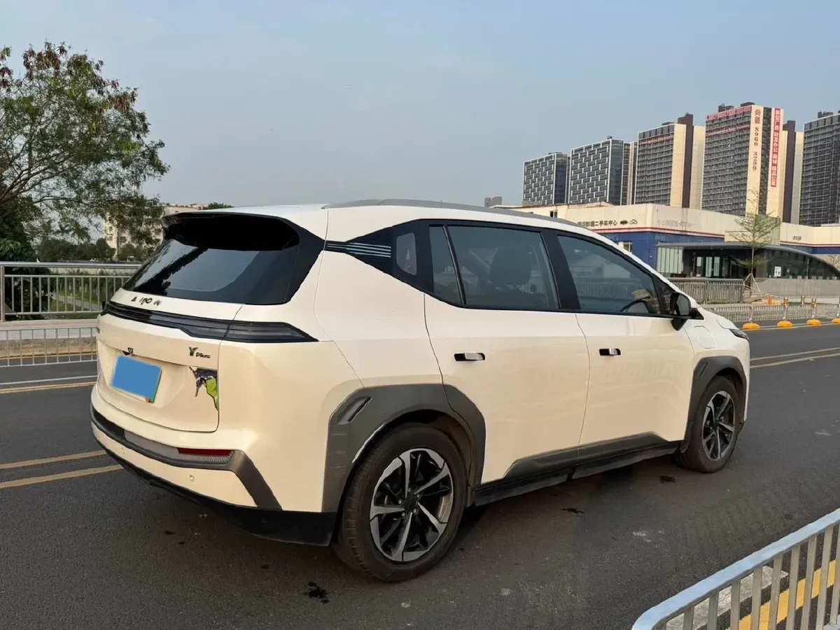 2022 Geely Okavango 1.8T 184HP L4 7DCT,autocango,china used car exporter,china ev exporter,chinese used car exporter,chinese used ev exporter