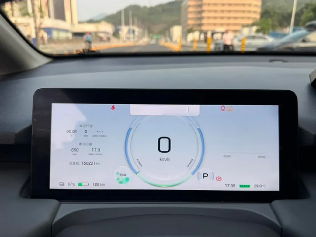 2022 Geely Okavango 1.8T 184HP L4 7DCT,autocango,china used car exporter,china ev exporter,chinese used car exporter,chinese used ev exporter