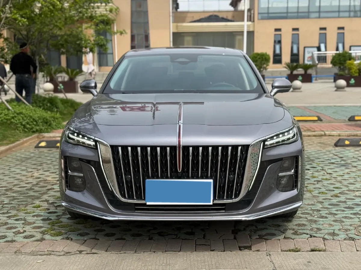 2023 HongQi H5 1.5T 169HP L4 E-CVT Hybrid,autocango,china used car exporter,china ev exporter,chinese used car exporter,chinese used ev exporter