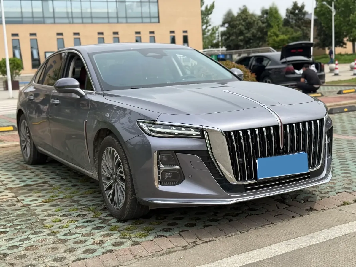 2023 HongQi H5 1.5T 169HP L4 E-CVT Hybrid,autocango,china used car exporter,china ev exporter,chinese used car exporter,chinese used ev exporter