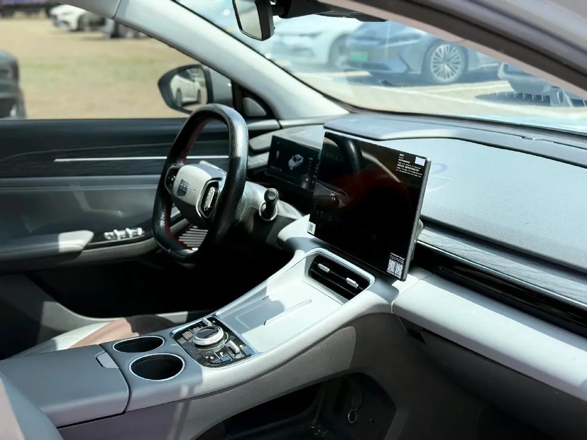 2025 BYD Sea Lion 05 DM-i 1.5L 101HP L4 E-CVT PHEV 12.9KWH,autocango,china used car exporter,china ev exporter,chinese used car exporter,chinese used ev exporter