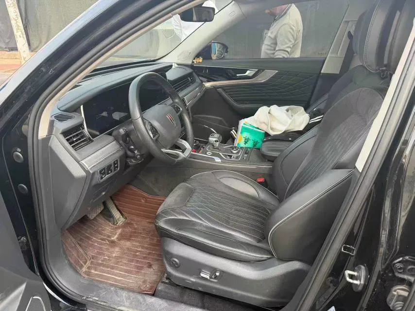 2022 HongQi HS5 2.0T 224HP L4 6AT,autocango,china used car exporter,china ev exporter,chinese used car exporter,chinese used ev exporter